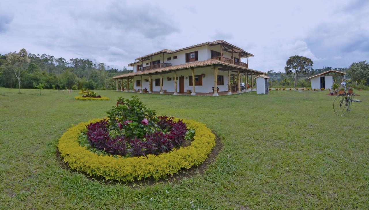 Hotel Estorake San Agustin  Luaran gambar